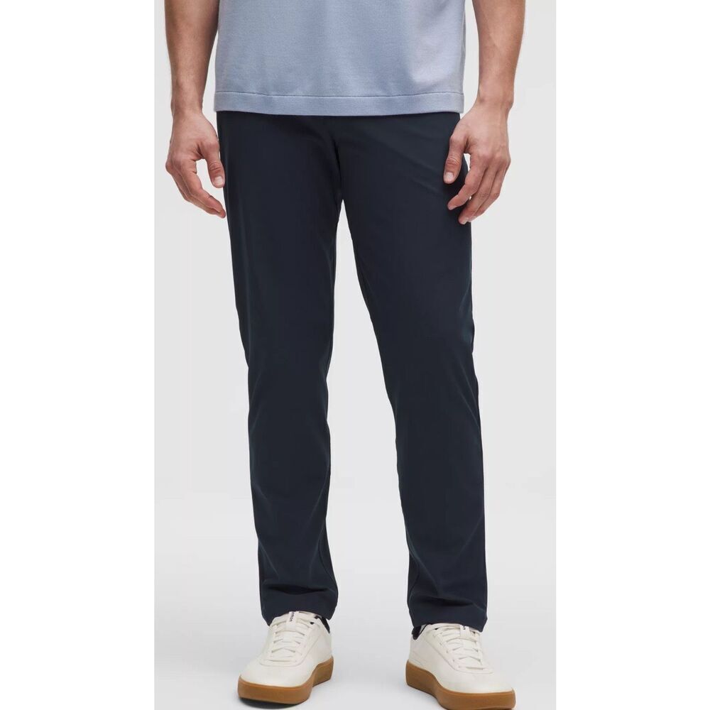 LULULEMON ABC Classic-Fit 5 Pocket Pant Warpstreme, navy $138 Sz 34 C21